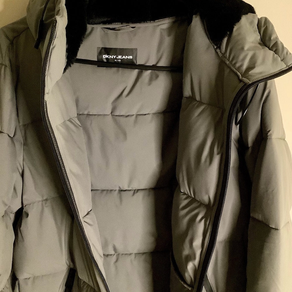DKNY Womens XL Grey Puffer Coat with Hood